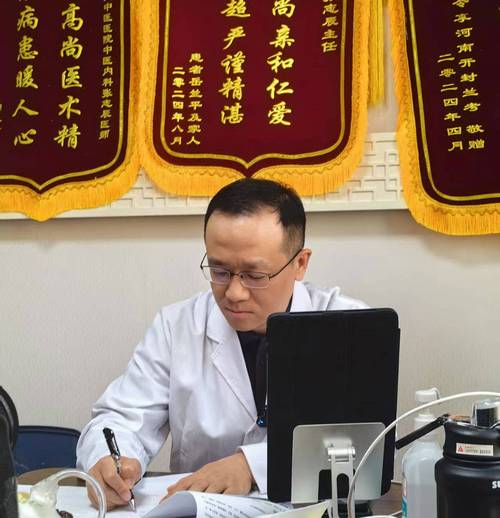 中国治疗脑梗最好的中医大夫