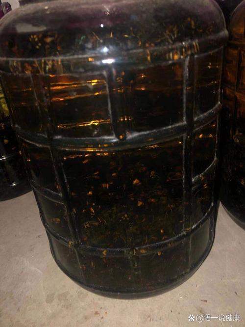马蜂泡酒能治类风湿关节炎吗