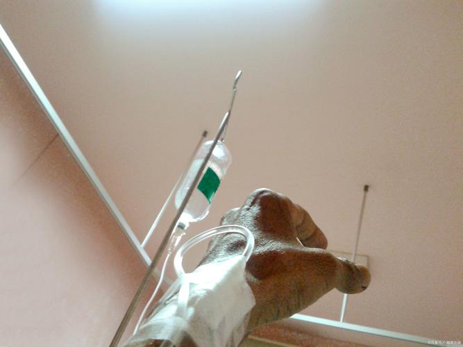 脑梗输液 眼收缩 脑缩