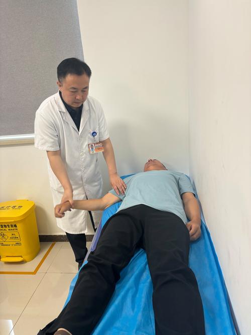 脑梗康复上肢自主训练