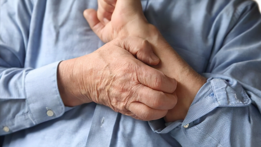 脑梗觉得半边身子发麻