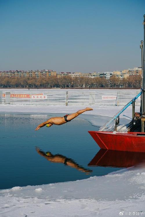 风湿类风湿关节炎冬泳