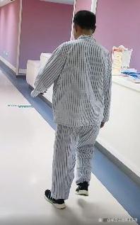 脑梗左腿不能动怎么办