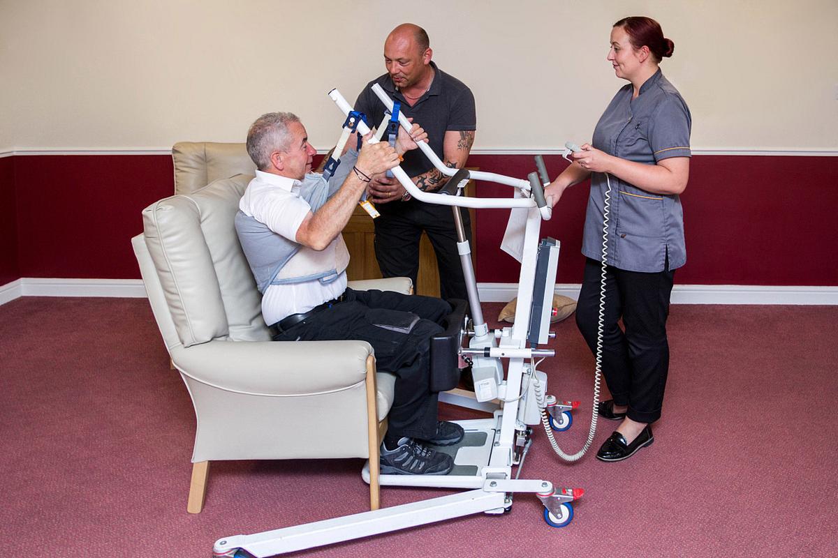 脑梗语言康复训练图片