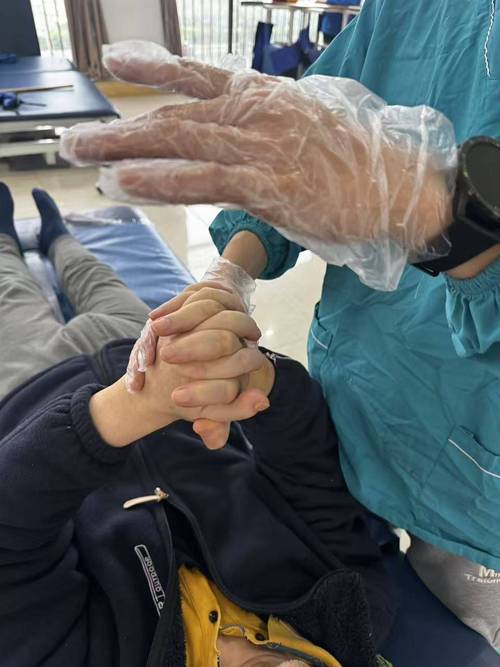 脑梗后精细动作的恢复