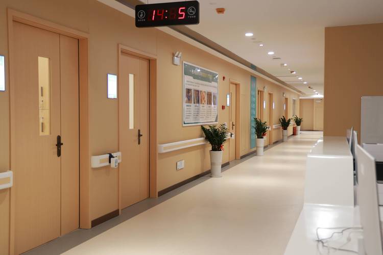 治疗内风湿关节炎医院