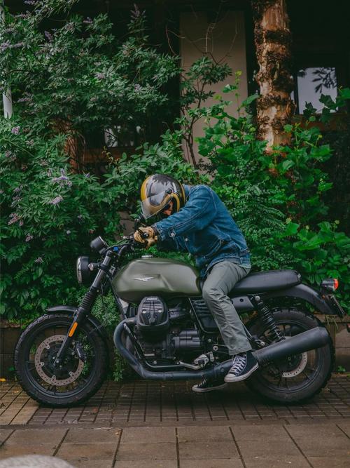 夏天骑摩托会得风湿吗